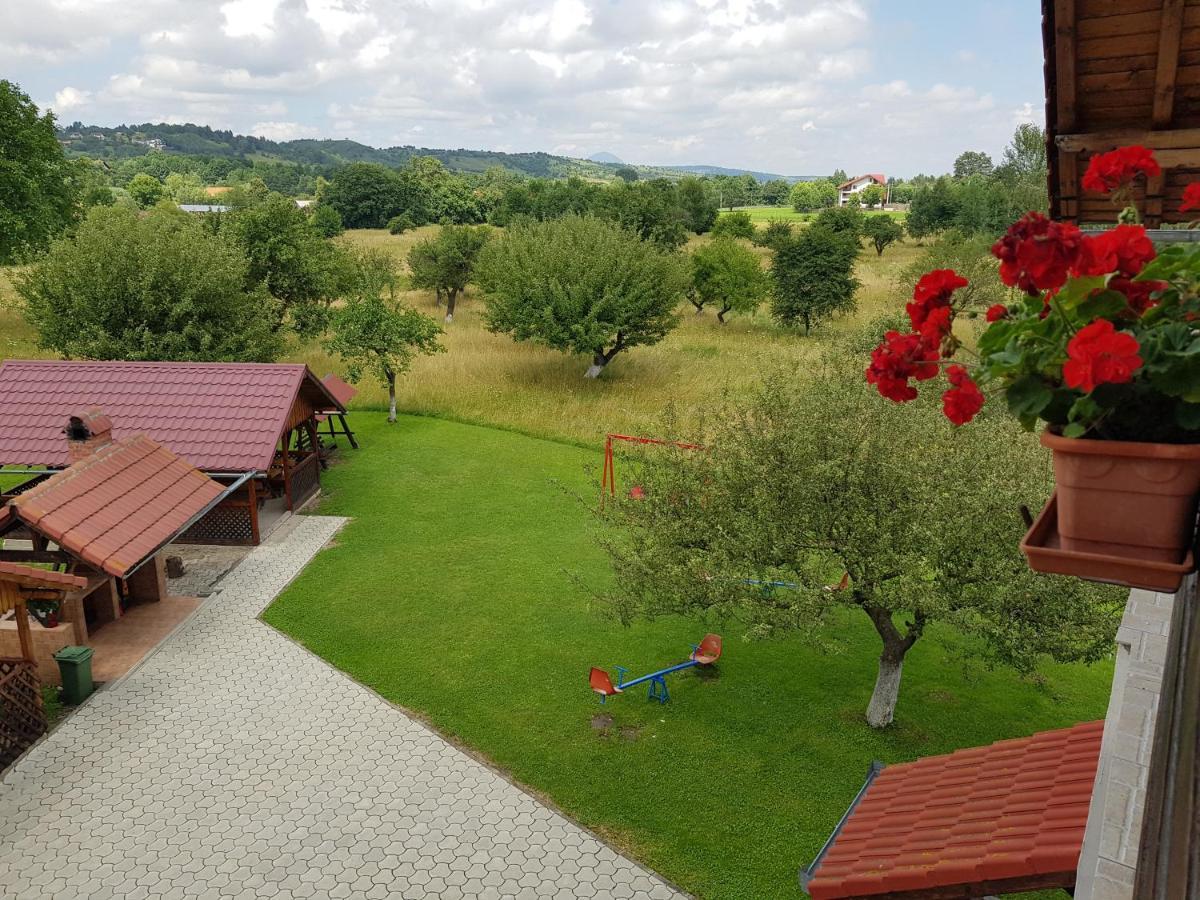 Pensiunea Din Livada Bran  Exteriör bild