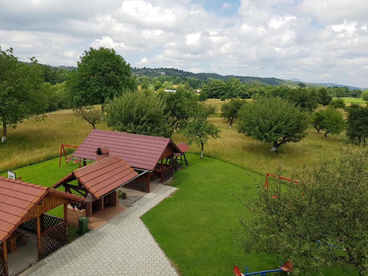 Pensiunea Din Livada Bran  Exteriör bild