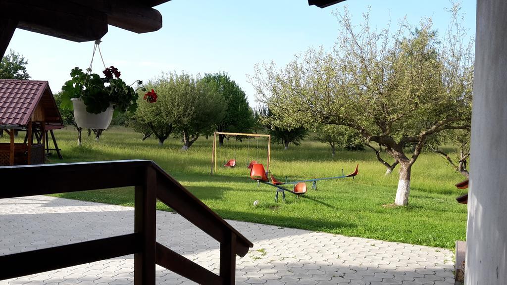 Pensiunea Din Livada Bran  Exteriör bild